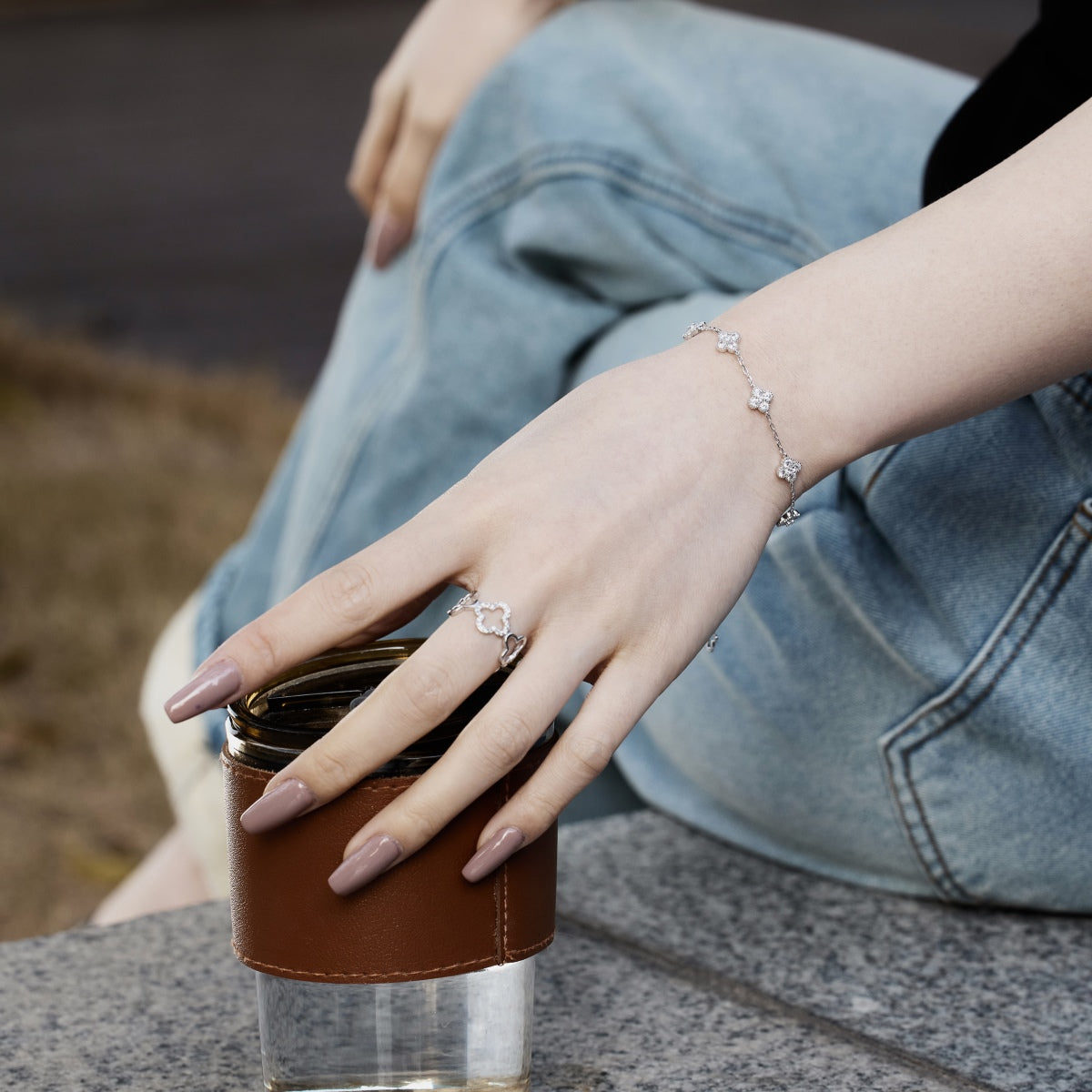 [GALE]Four-Leaf Clover Hollow Butterfly Bracelet