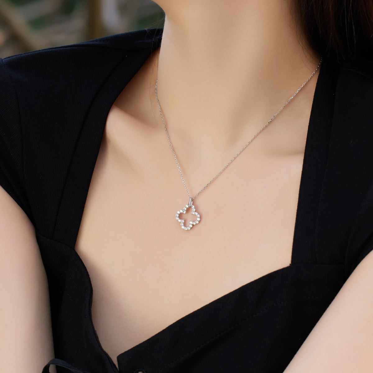 [GALE]Four-Leaf Clover Hollow Design Exquisite Necklace