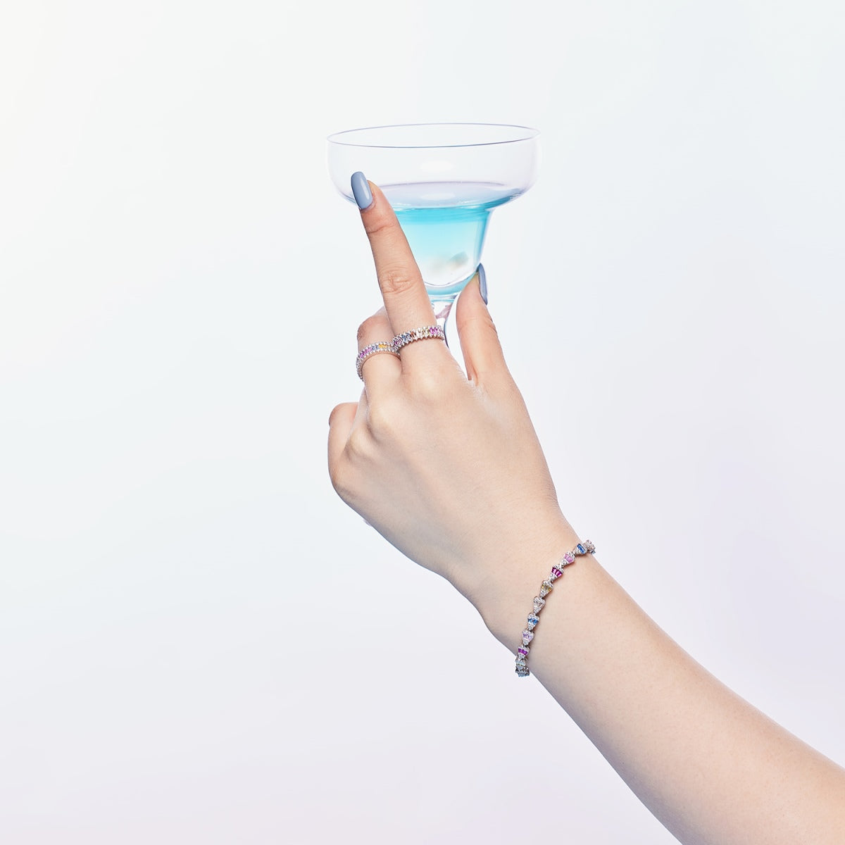 [GALE]Radiant Water Drop Shape Daily Bracelet