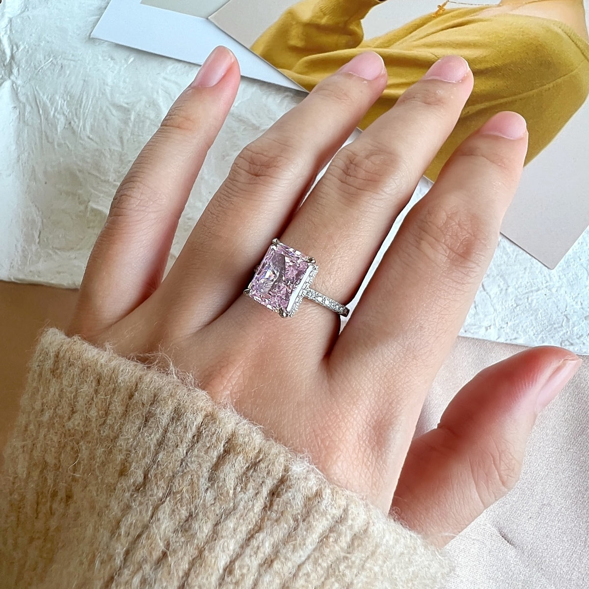 [GALE]4.0 Carat Luxurious Engagement Ring