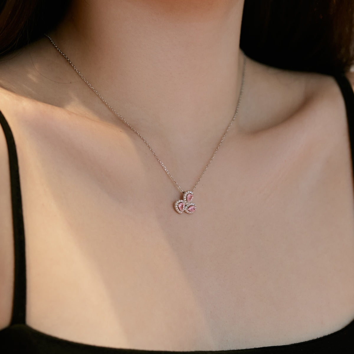 [GALE]Elegant Flower Shape Pear Cut Necklace