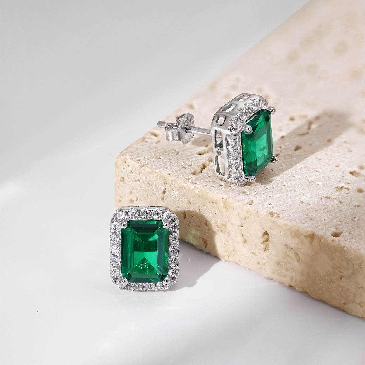 [GALE]Luxurious Dainty Emerald Cut Banquet Earrings