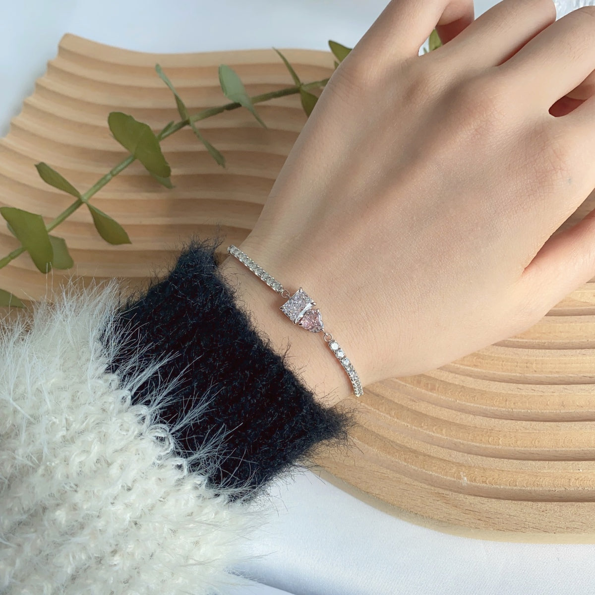 [GALE]Dazzling Unique Multi Shape Lover Bracelet