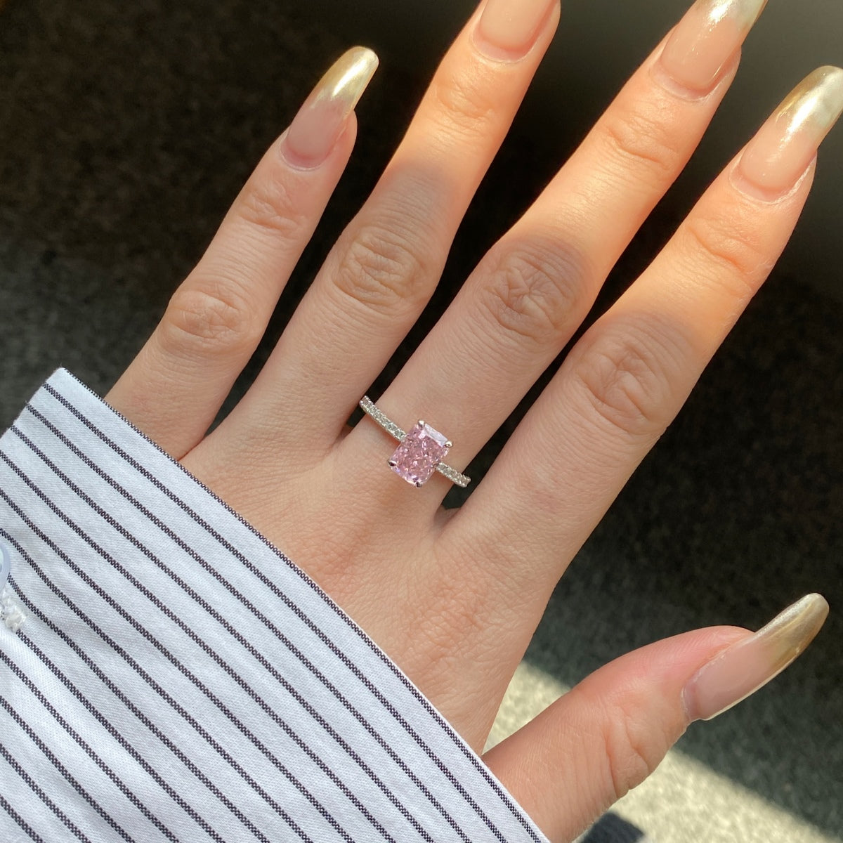 [GALE]2.0 Carat Dazzling Sparkling Radiant Cut Party Ring