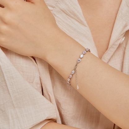 [GALE]0.25 Carat Radiant Water Drop Shape Daily Bracelet