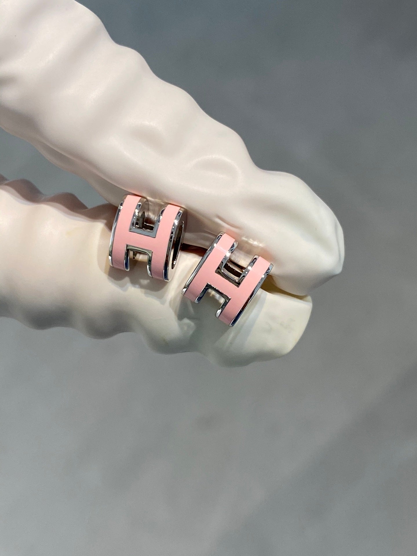 [GALE]MINI POP H SILVER EARRINGS PINK