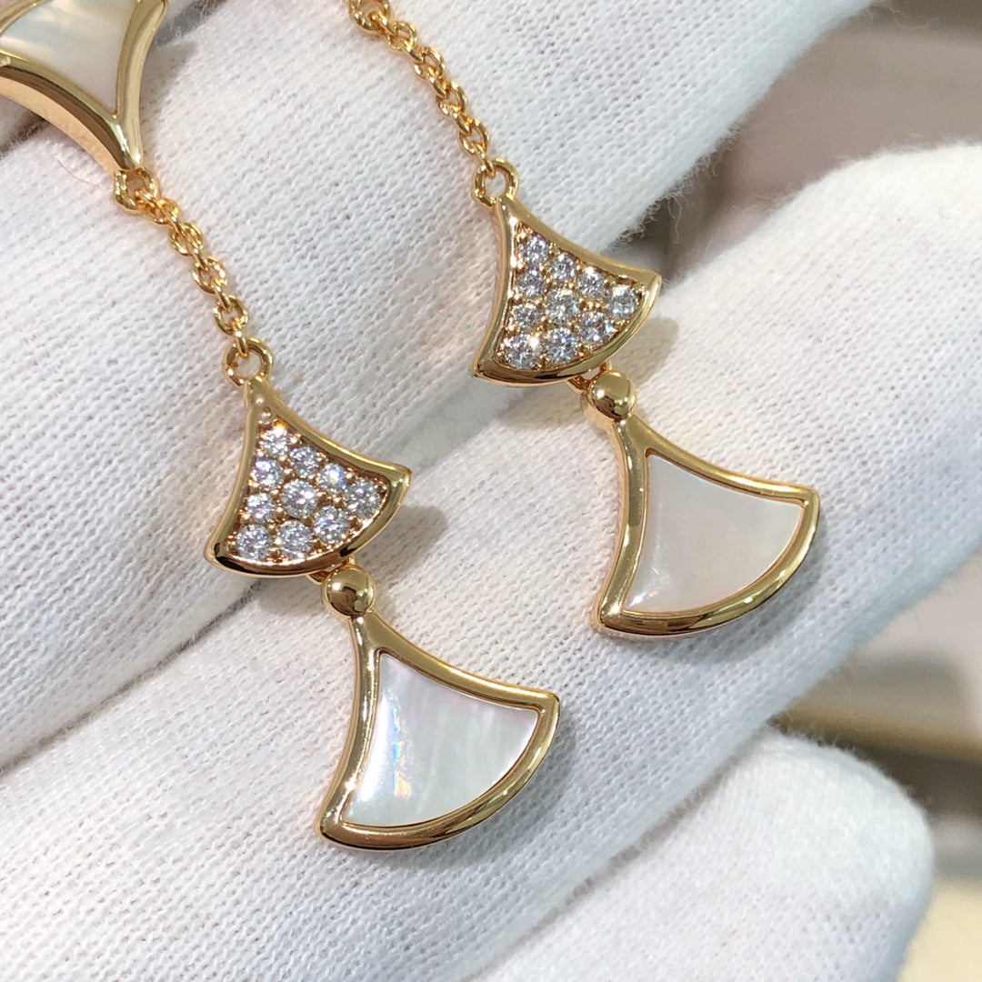 [GALE]DREAM EARRINGS 3 MOTIFS DIAMOND MOP PINK GOLD