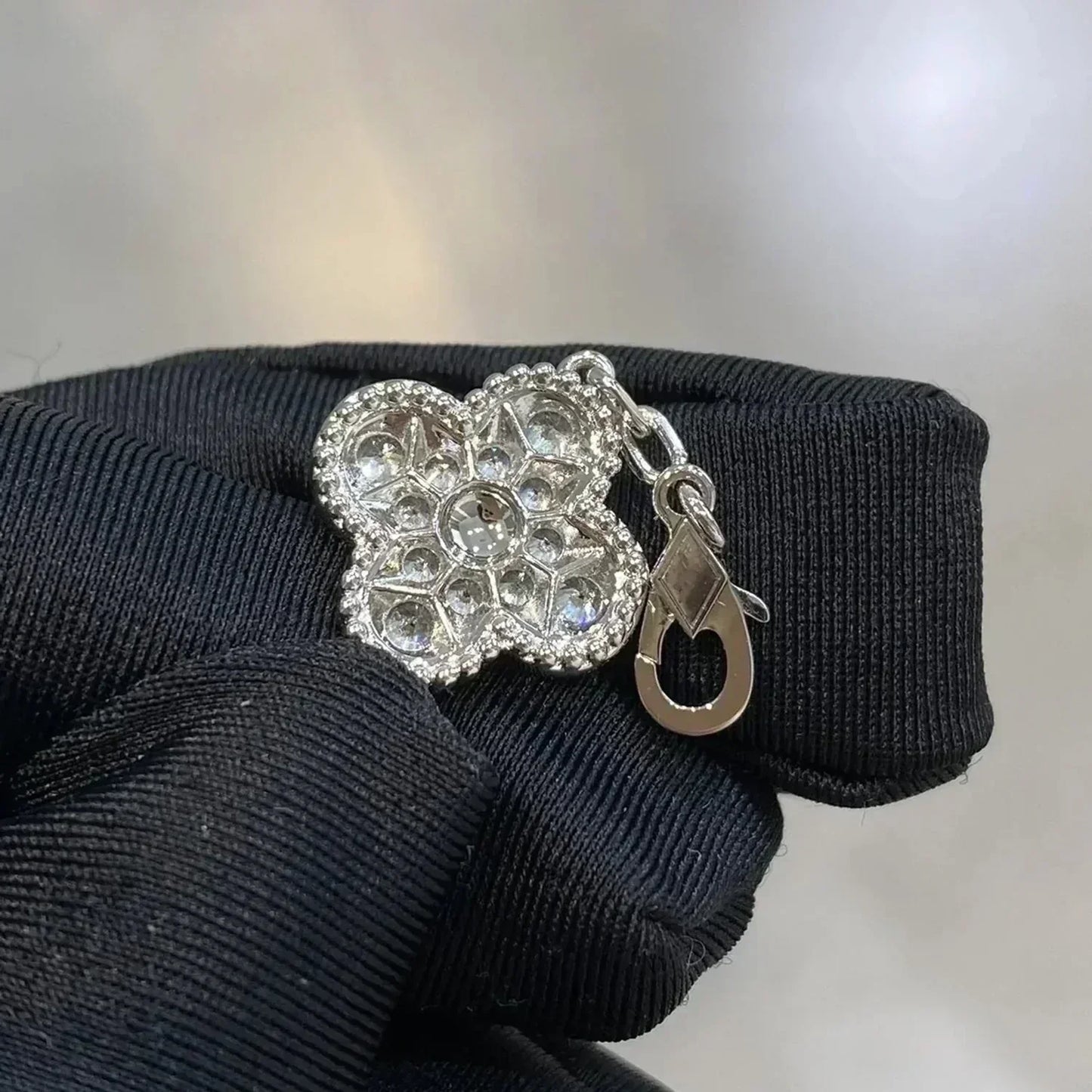 [GALE]クローバー 5モチーフ ダイヤモンド ブレスレット シルバー