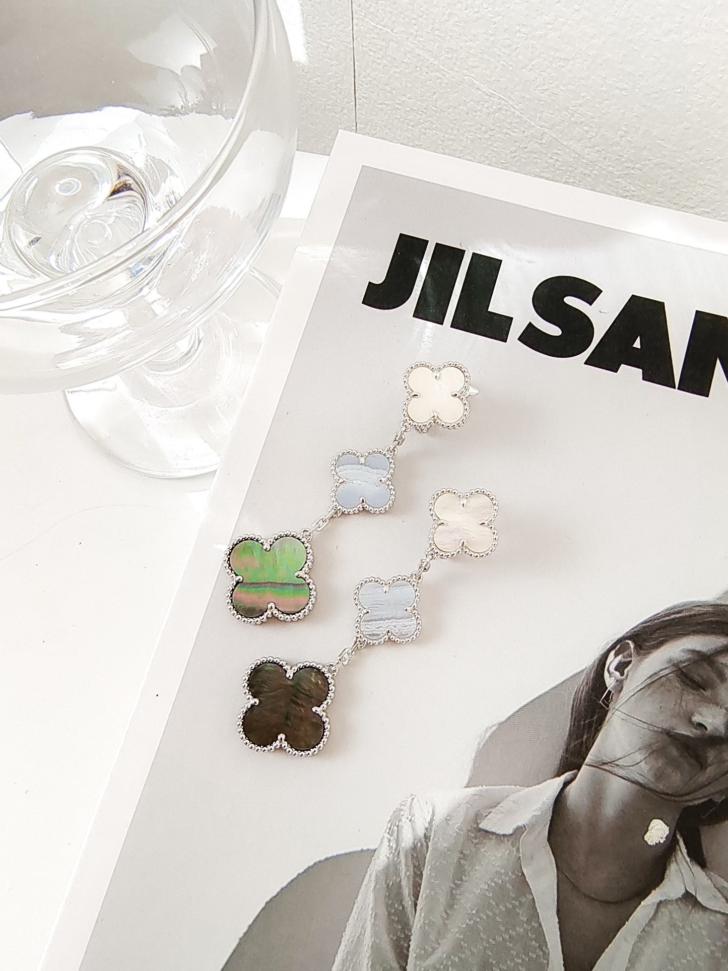 [GALE]CLOVER 3 MOTIFS CHALCEDONY DARK MOP SILBER OHREN