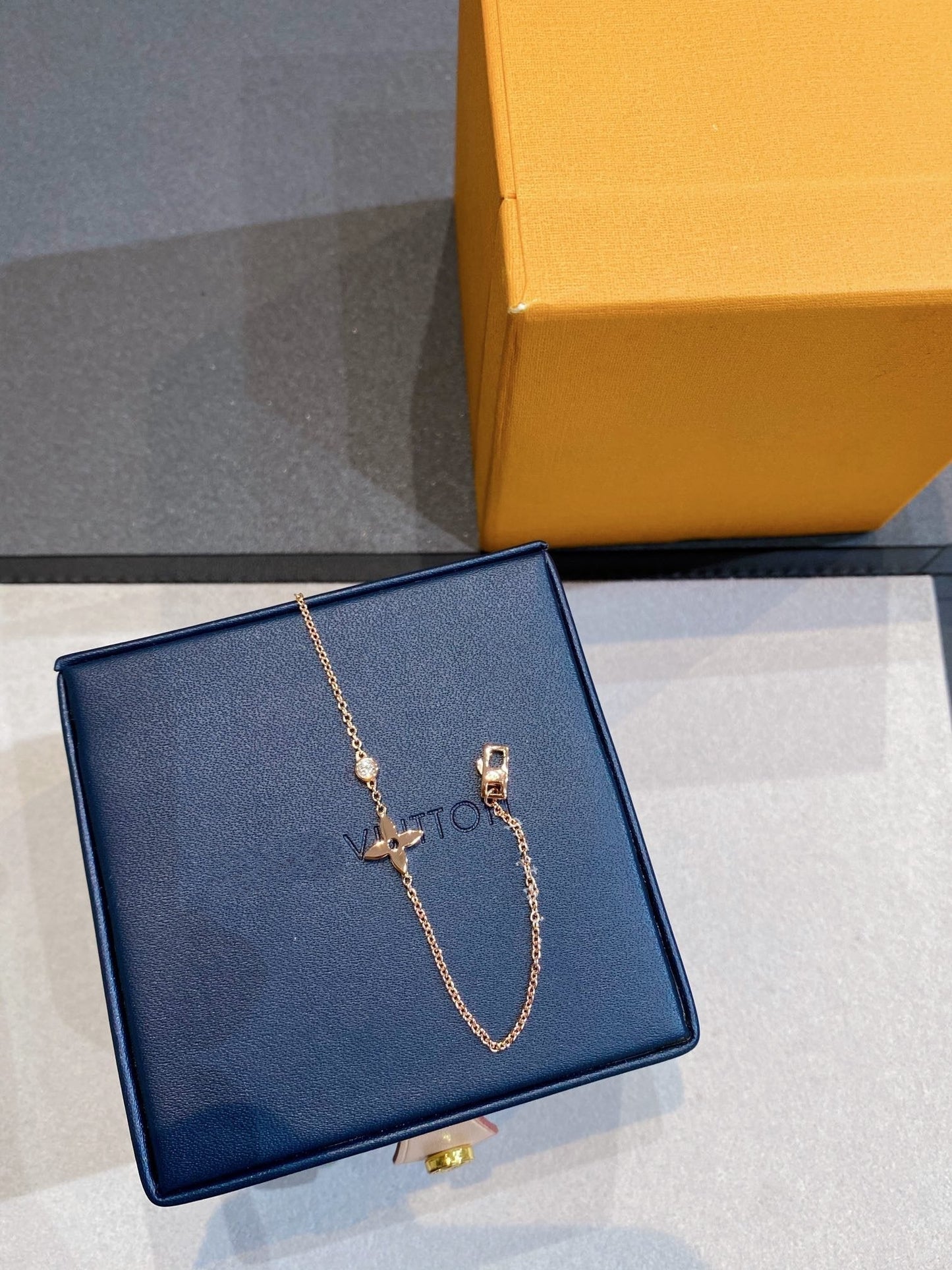 [GALE]STAR DIAMOND ROSA GOLD ARMBAND