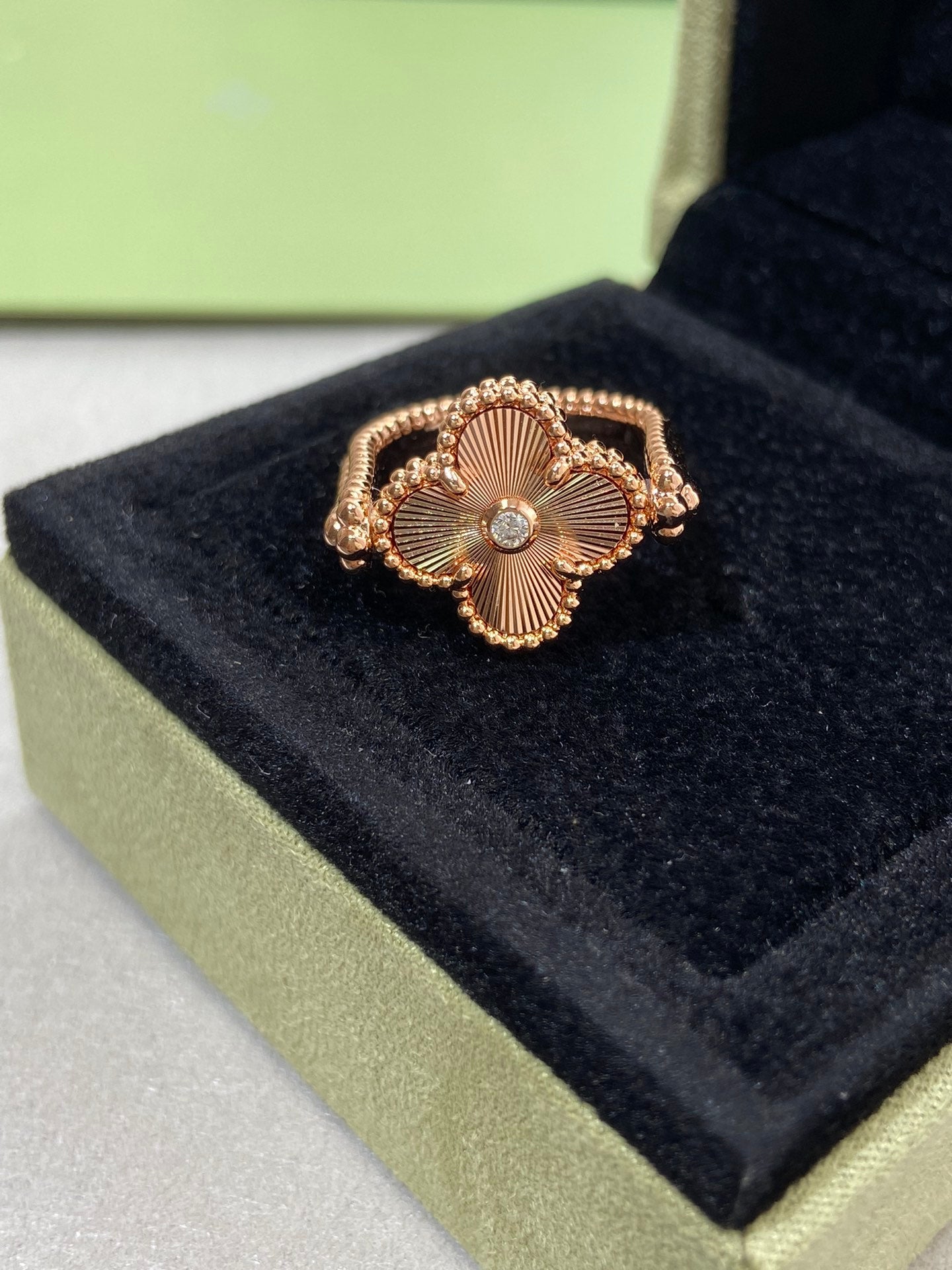 [GALE]CLOVER RIVERSIBLE ROSE GOLD RING