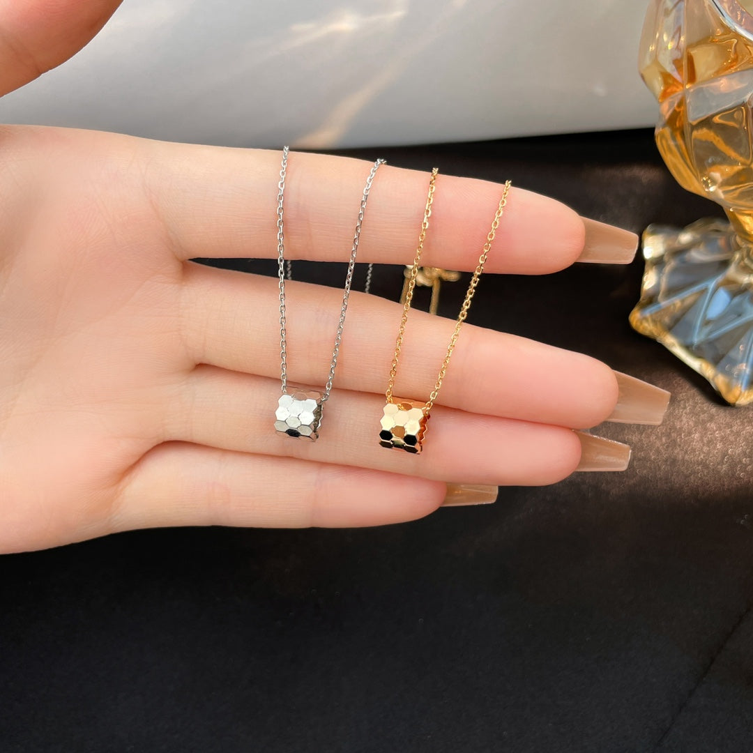 [GALE]BEE MINI NECKLACE