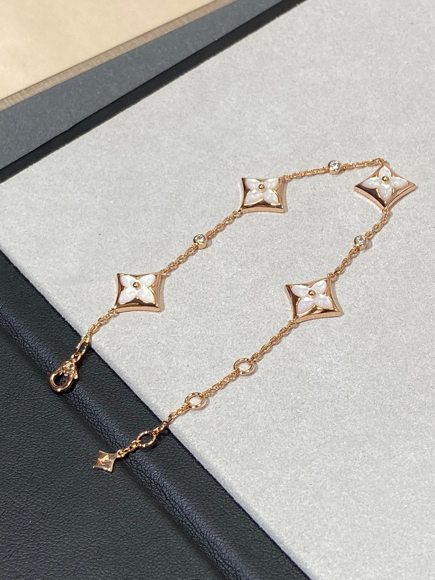 [GALE]STAR 4 MOTIF MOP DIAMOND PINK GOLD BRACELET