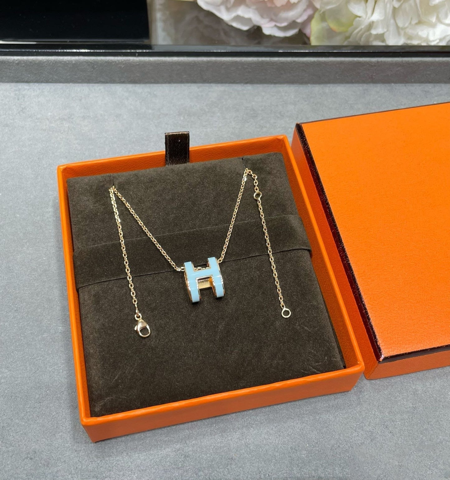 [GALE]POP H SKY BLUE NECKLACE