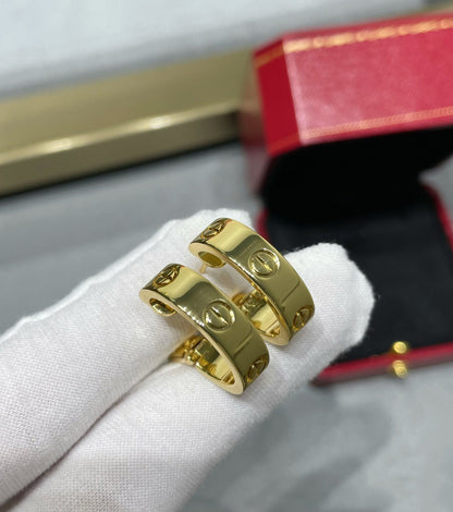 [ゲイル]ラブ 5.5MM イヤリング