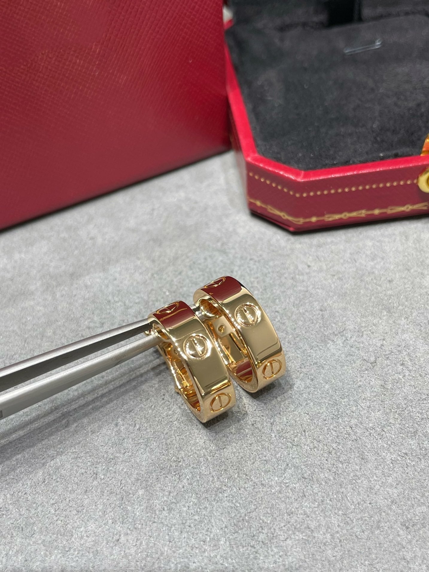 [ゲイル]ラブ 5.5MM イヤリング