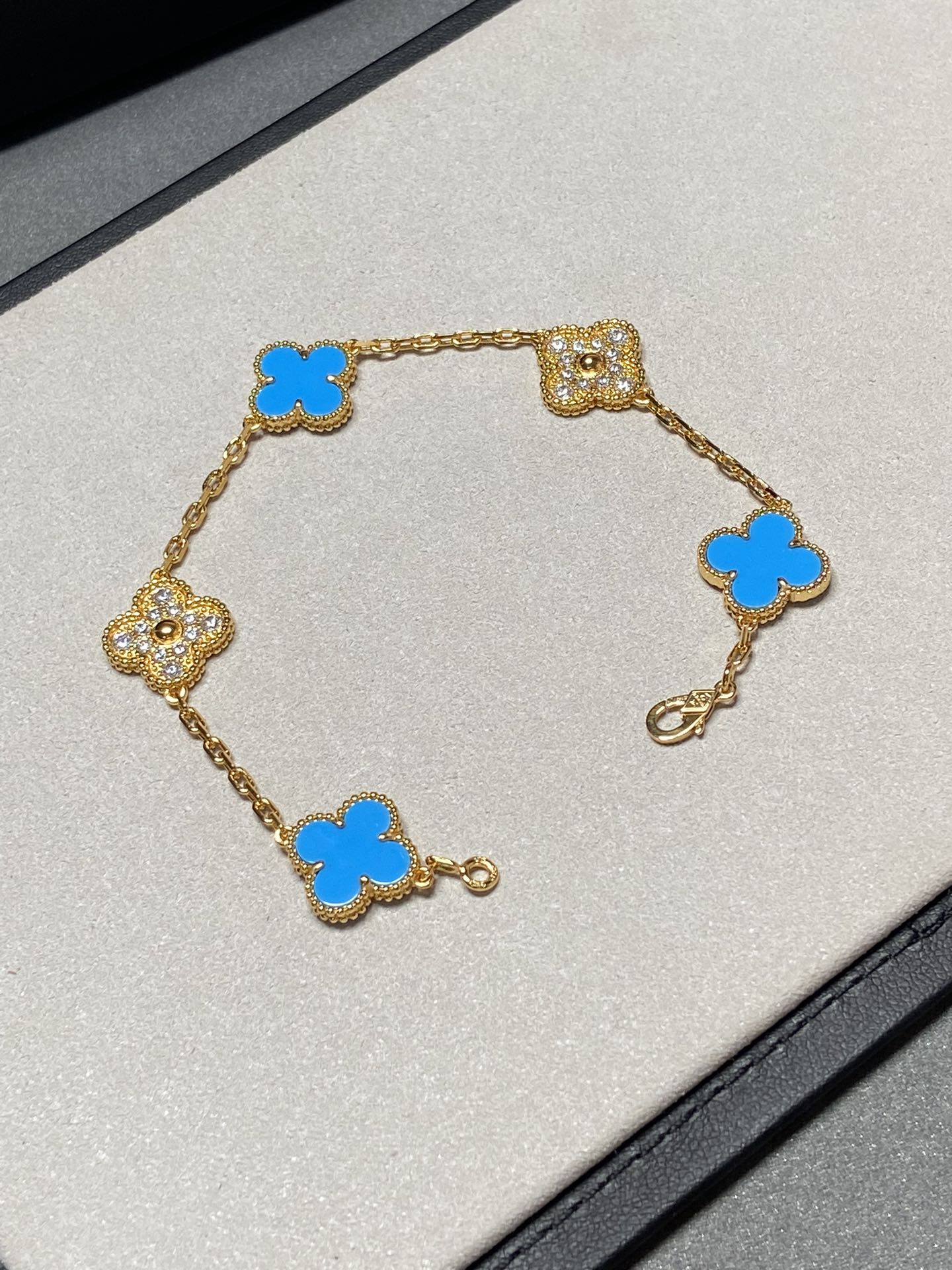 [GALE]CLOVER 5 MOTIF BLUE CHALCEDONY DIAMOND GOLD BRACELET