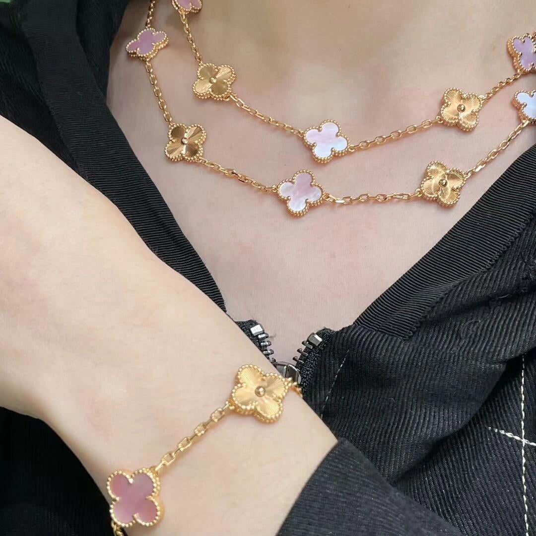 [GALE]CLOVER 20 MOTIFS LASER PINK MOP NECKLACE