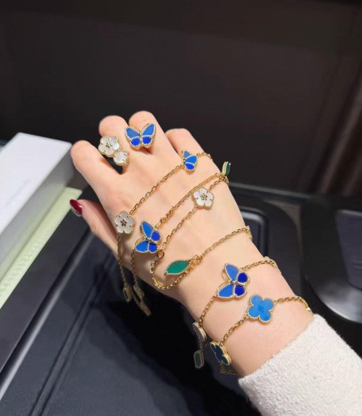 [GALE]LUCKY SPRING GOLD BLUESTONE WHITE MOTHER-OF-PEARL BRACELET