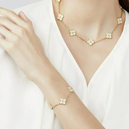 [GALE]CLOVER 5 MOTIFS VOLLDIAMANT-ARMBAND