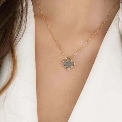 [ゲイル]クローバー 15mm グレー マザーオブパール ネックレス