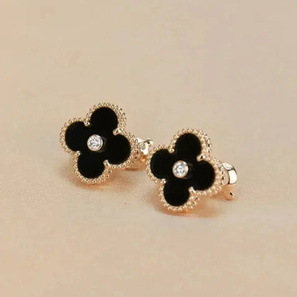 [GALE]CLOVER MEDIUM 1 MOTIFS ONYX DIAMOND EARRINGS