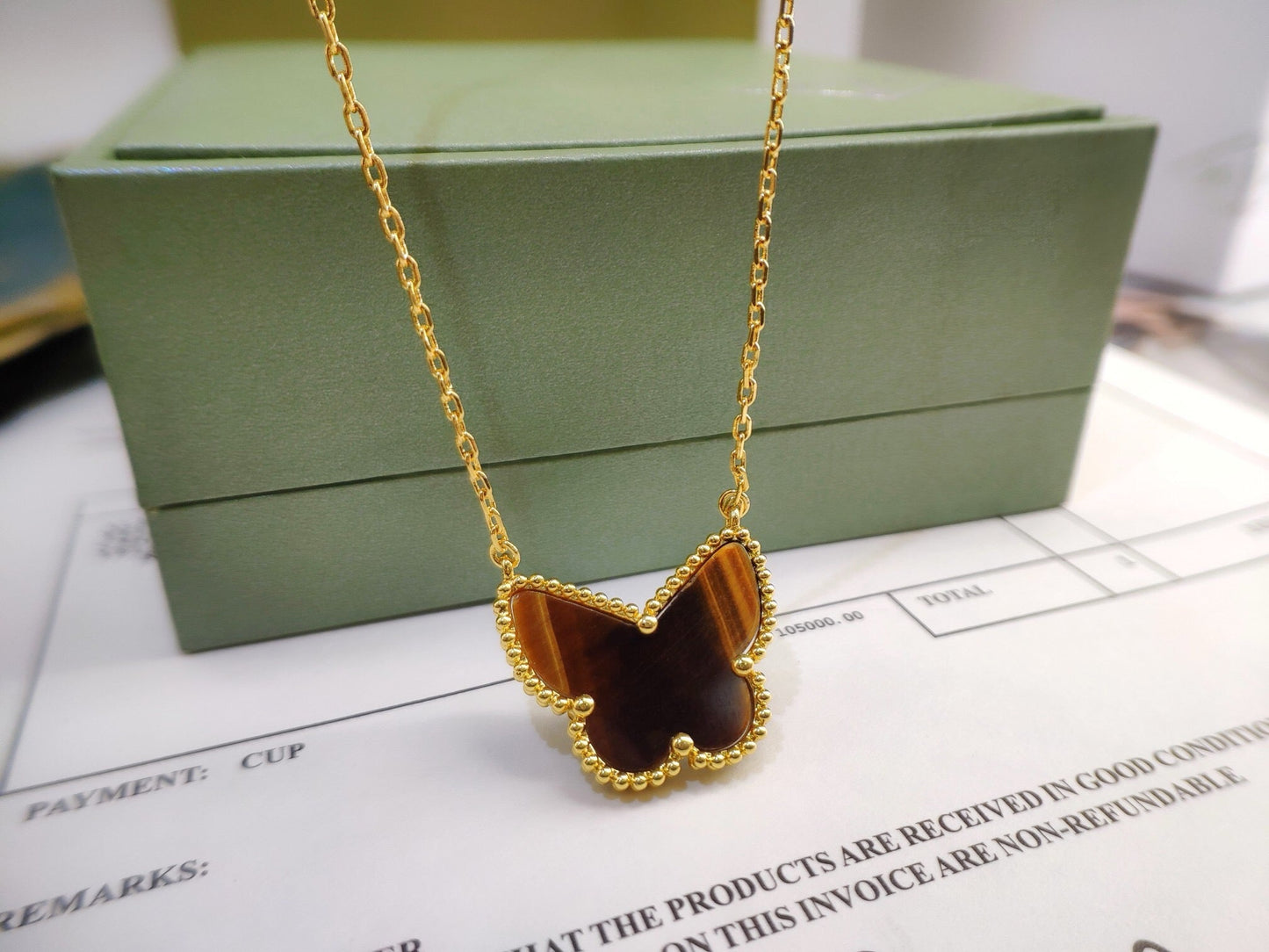[GALE] TIGER__ EYE BUTTERFLY NECKLACE