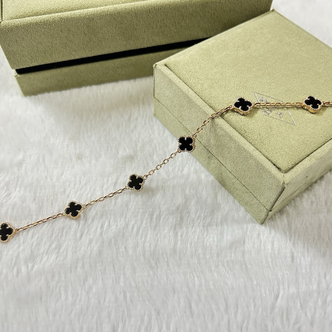 [GALE]CLOVER 6 MOTIF ONYXS ARMBAND