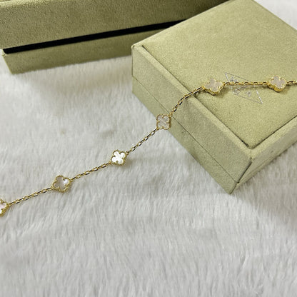 [GALE]CLOVER 6 MOTIF WEISSES MOP-ARMBAND