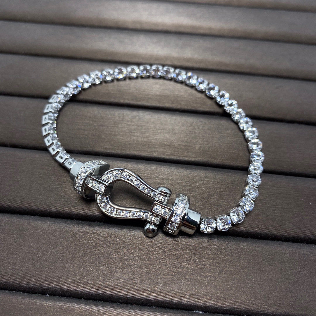 [GALE]FORCE  HORSESHOE  DIAMOND TENNIS BRACELET