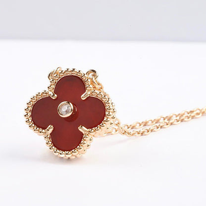 [GALE]CLOVER 15MM DIAMOND CARNELIAN NECKLACE
