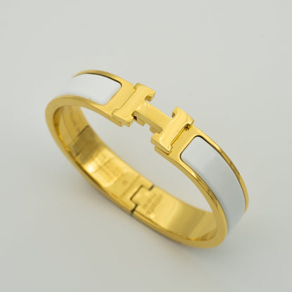 [GALE]H WHITE BRACELET