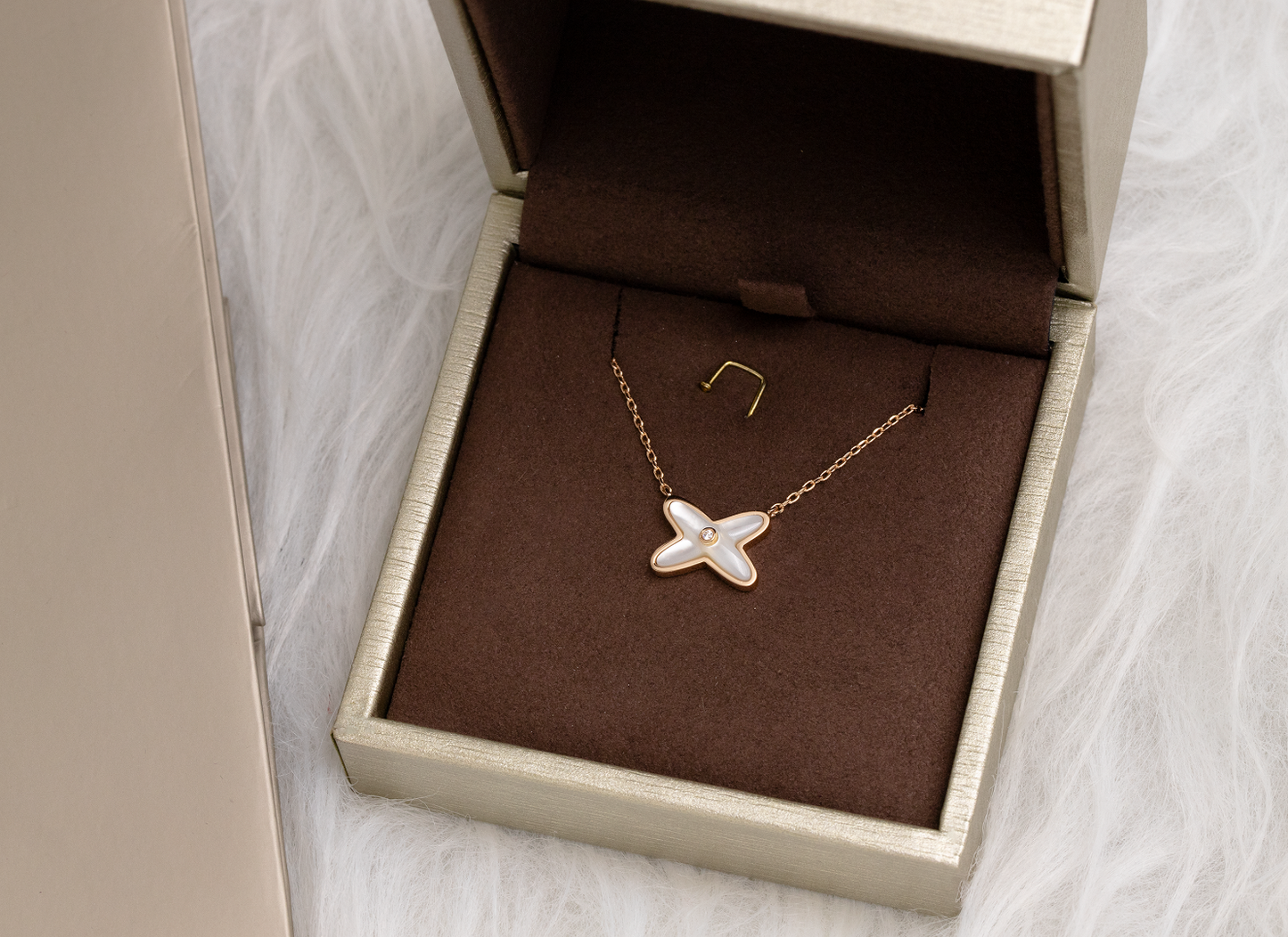 [GALE]JEUX DE NECKLACE 1 DIAMOND