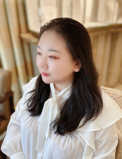 [GALE]Sternblüten-Ohrstecker aus roségoldenen Diamanten