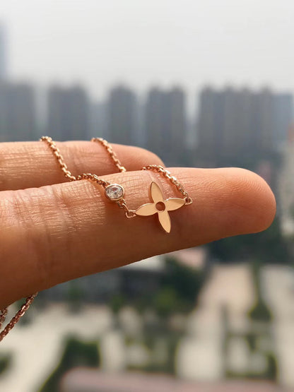 [GALE] BLÜTENANHÄNGER ROSÉGOLD UND DIAMANT