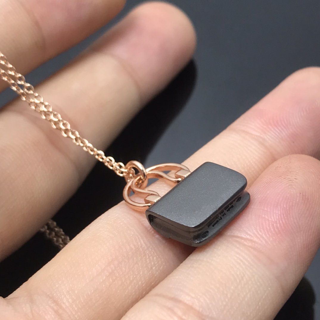 [GALE]WOMEN'S HM AMULETTES CONSTANCE PENDANT NECKLACE
