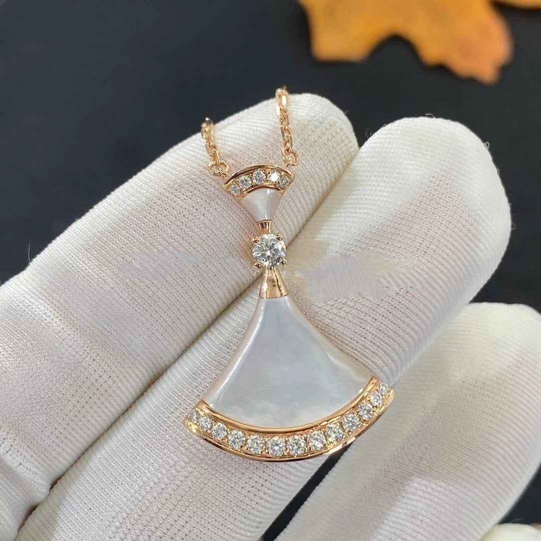 [GALE]DREAM NECKLACE MOP PINK GOLD DIAMOND