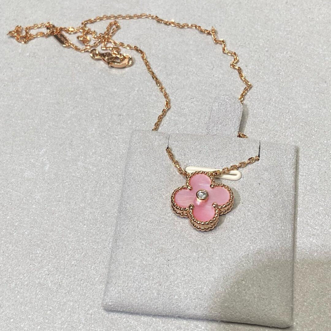 [GALE]CLOVER 15MM DIAMOND PINK MOP NECKLACE