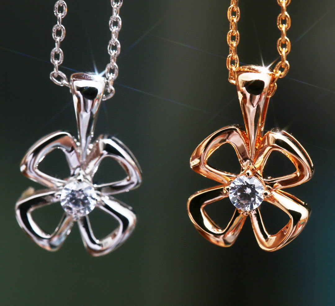 [GALE]FIOREVER NECKLACE DIAMOND CENTER